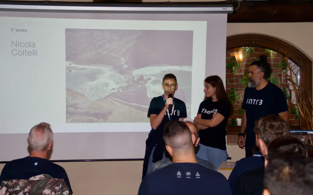 Premiazione diì Nicola Coltelli al contest fotografico